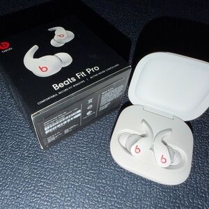 Beats by Dre Fit Pro White Earbud Headphones